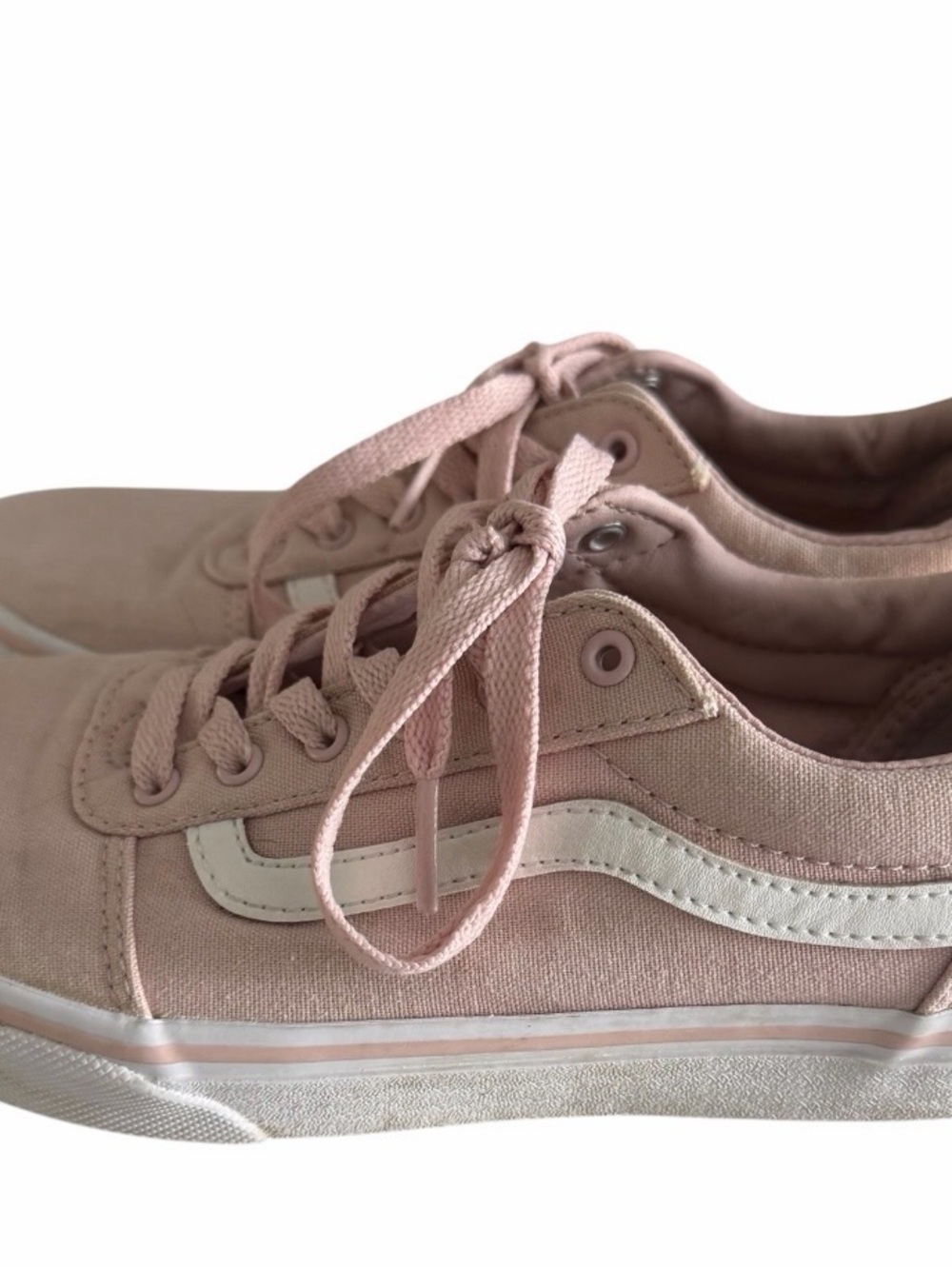 Vans Low-Top Sneakers in Blush Pink with White Side Stripe